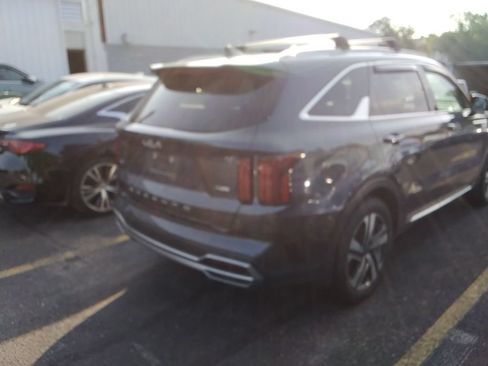 Used 2022 Kia Sorento SX w/ Panoramic Sunroof Package AWD/4WD image 7