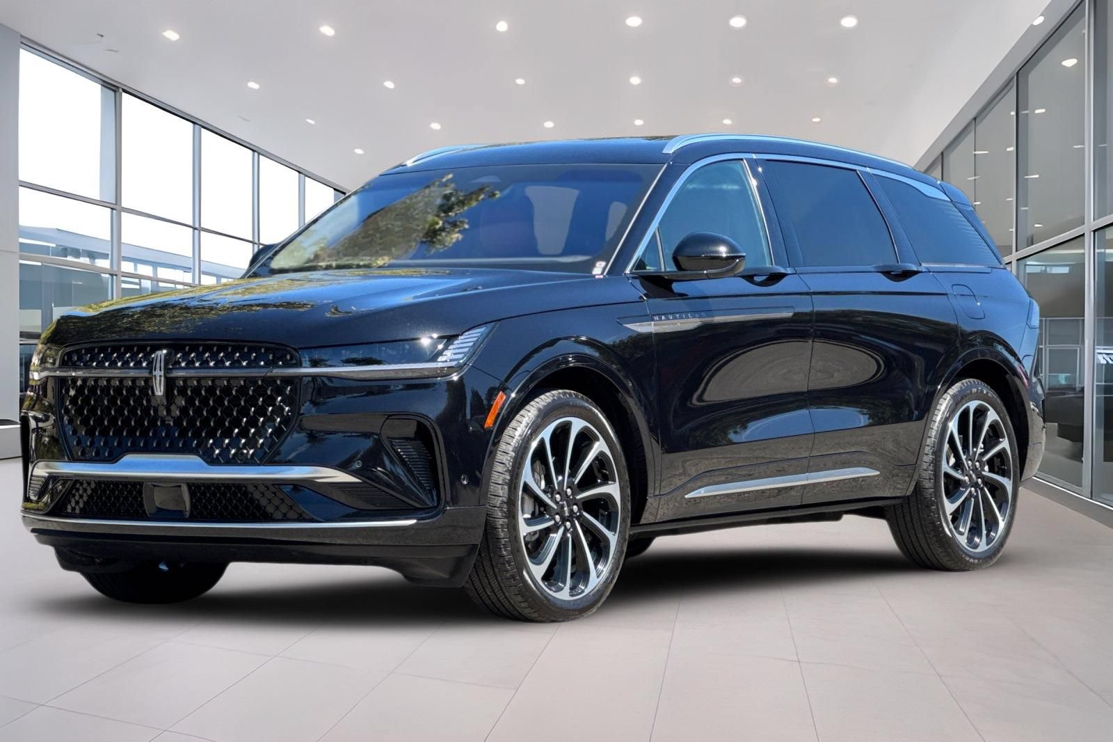 Used 2024 Lincoln Nautilus Black Label AWD/4WD image 8