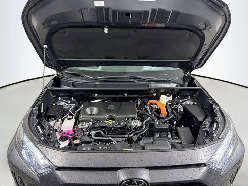 Certified 2025 Toyota RAV4 LE image 26