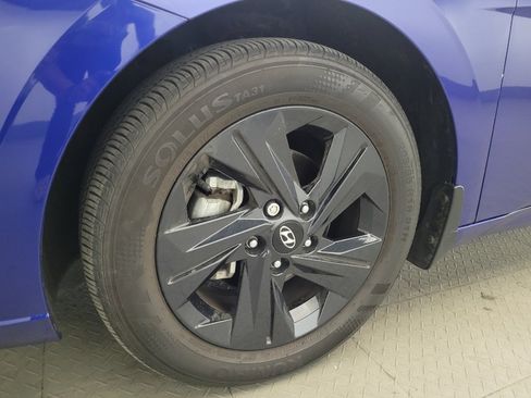 Used 2023 Hyundai Elantra SEL FWD image 31