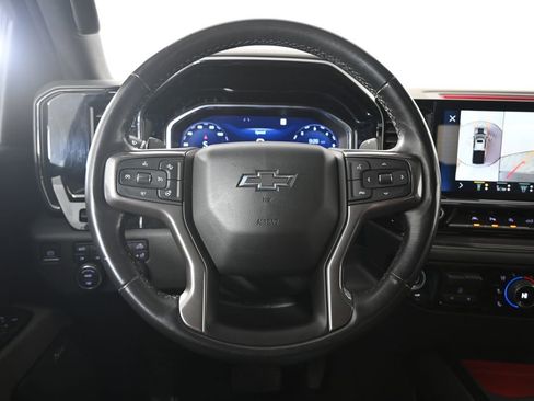 Used 2022 Chevrolet Silverado 1500 ZR2 image 35