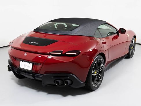 Used 2024 Ferrari Roma Spider image 19