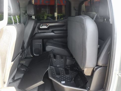 Used 2024 Chevrolet Silverado 1500 LT Trail Boss w/ LT Trail Boss Premium Package AWD/4WD image 39