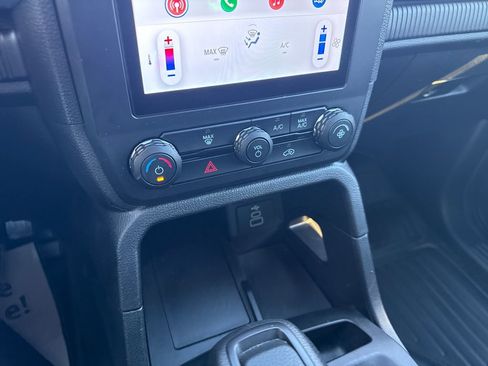 Used 2024 Ford Ranger XL image 36