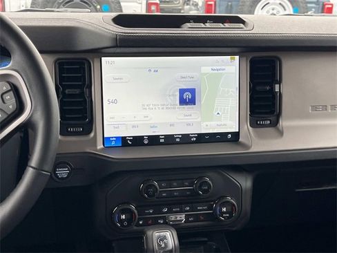 New 2025 Ford Bronco Outer Banks image 14