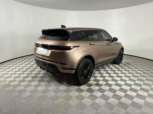 Used 2024 Land Rover Range Rover Evoque Dynamic SE image 4
