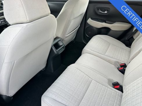 Certified 2023 Honda HR-V LX image 12