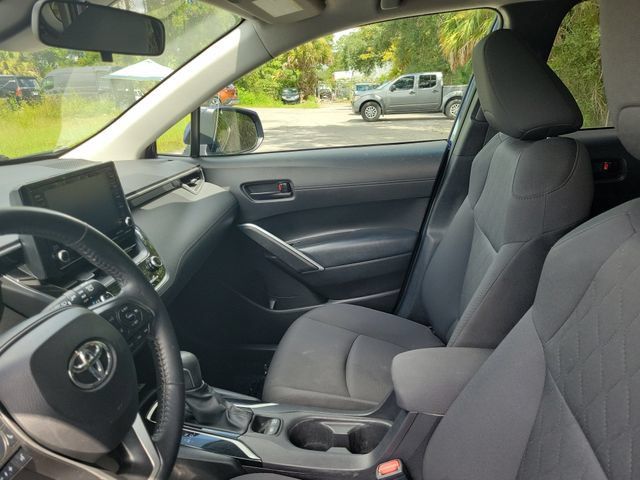 Used 2022 Toyota Corolla Cross LE AWD/4WD image 16
