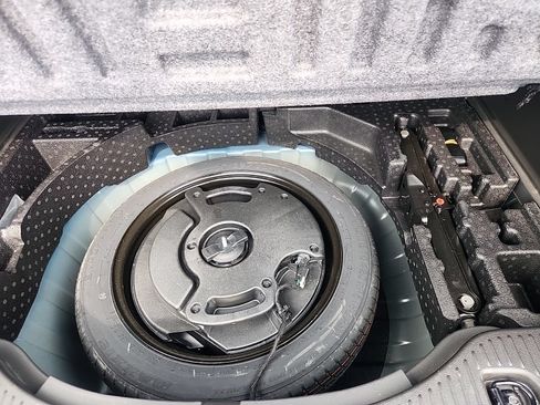 Used 2019 Buick Encore Preferred AWD/4WD image 29