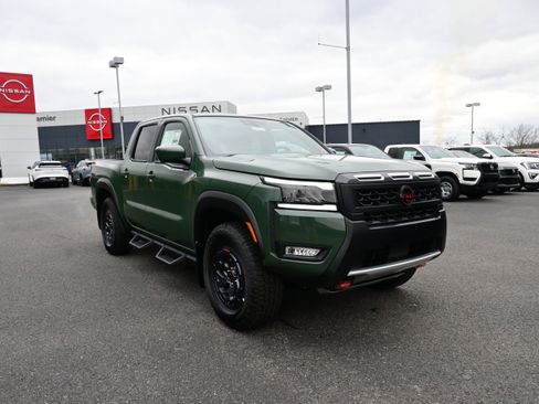 New 2026 Nissan Frontier PRO-4X image 2