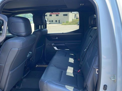 Used 2025 Toyota Tundra Platinum AWD/4WD image 7