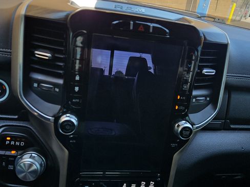 Used 2019 RAM 1500 Laramie AWD/4WD image 6