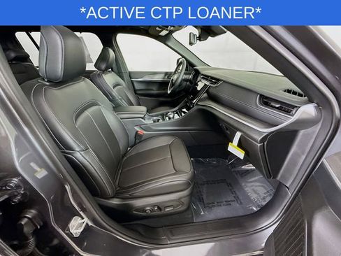 New 2025 Jeep Grand Cherokee L Limited w/ Luxury Tech Group II image 30