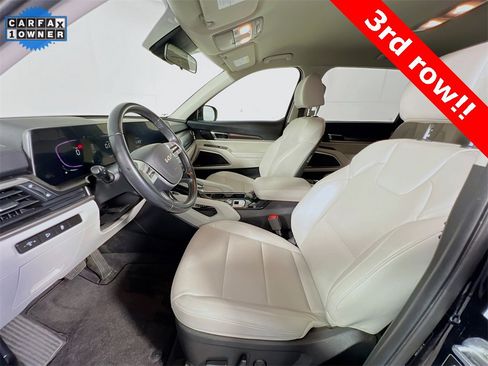 Used 2023 Kia Telluride S image 23