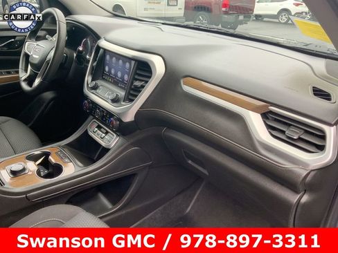 Used 2022 GMC Acadia SLE image 29