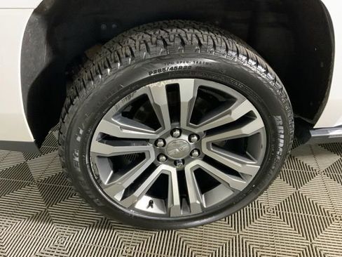 Used 2018 GMC Yukon Denali w/ Denali Ultimate Package AWD/4WD image 11