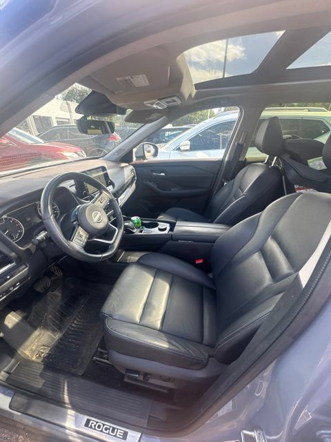 Used 2023 Nissan Rogue SL w/ SL Premium Package AWD/4WD image 2
