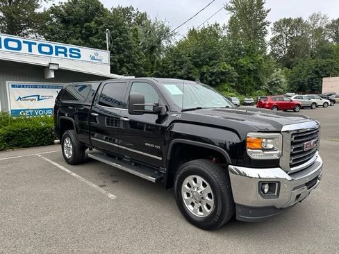 Used 2015 GMC Sierra 3500 SLT AWD/4WD image 3