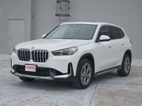 Used 2025 BMW X1 xDrive28i image 5