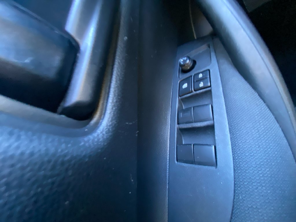 Used 2024 Toyota Corolla LE FWD image 17