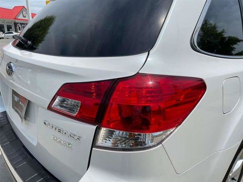 Used 2014 Subaru Outback 2.5i Premium AWD/4WD image 86