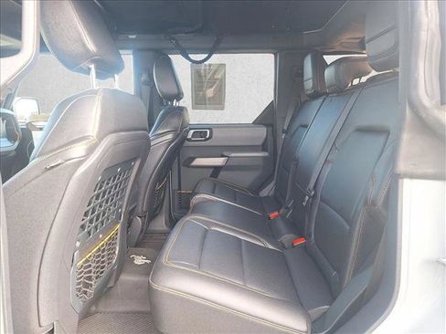 Used 2021 Ford Bronco Badlands image 15