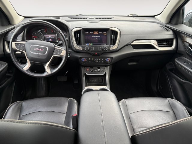 Used 2020 GMC Terrain Denali w/ Denali Premium Package FWD image 10