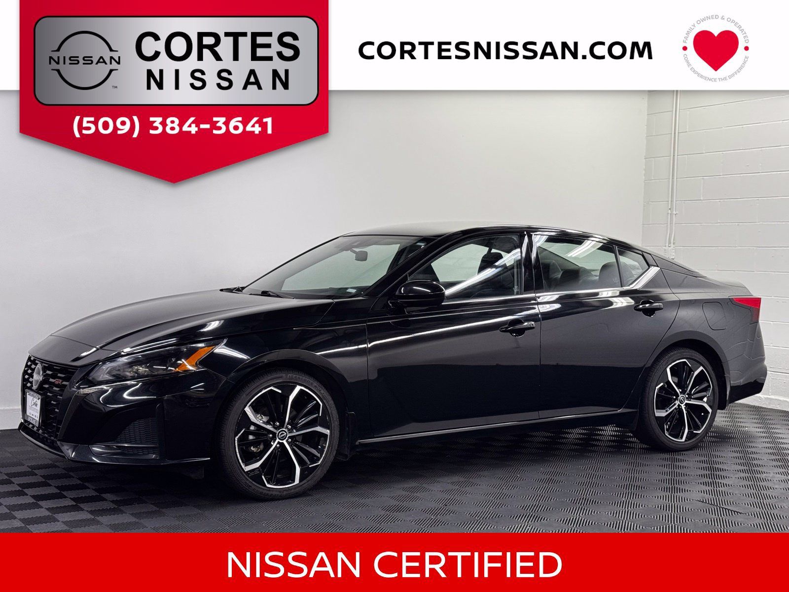 Certified 2024 Nissan Altima 2.5 SR FWD image 1