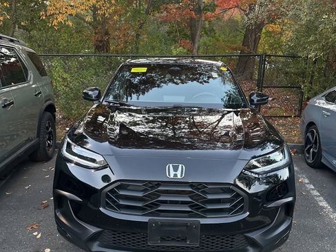 Certified 2024 Honda HR-V Sport image 31