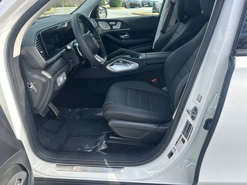 New 2026 Mercedes-Benz GLS 450 4MATIC image 9