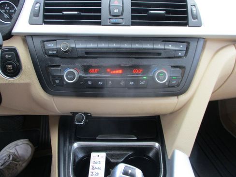 Used 2013 BMW 328i Sedan RWD image 13