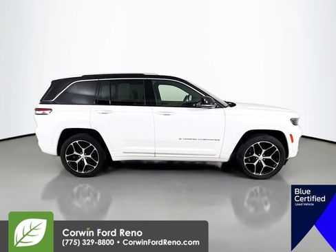 Used 2023 Jeep Grand Cherokee Summit AWD/4WD image 11