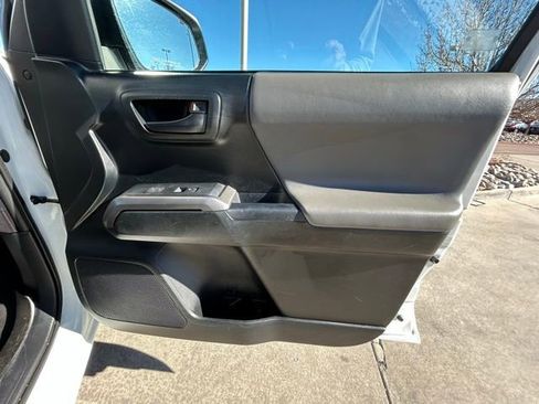 Used 2017 Toyota Tacoma SR5 image 26