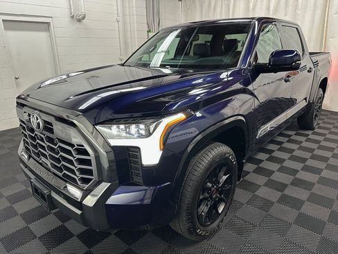 Used 2026 Toyota Tundra Platinum w/ TRD Off-Road Package AWD/4WD image 4
