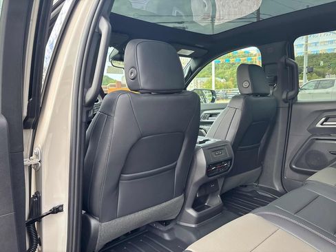 New 2026 Chevrolet Silverado EV Trail Boss w/ Premium Package image 37