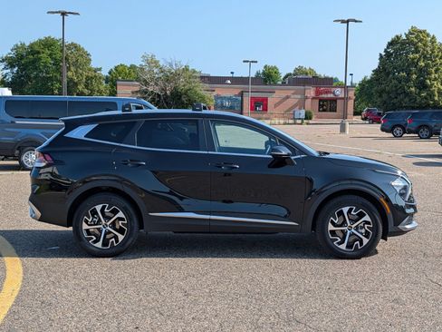 Used 2023 Kia Sportage EX AWD/4WD image 9