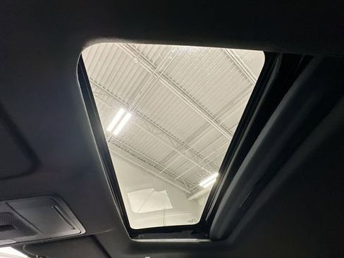 Used 2023 Honda CR-V Sport Touring image 32