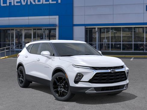 New 2025 Chevrolet Blazer LT w/ Convenience Package image 7