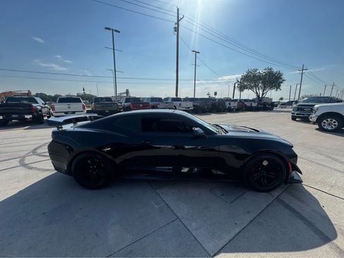 Used 2018 Chevrolet Camaro ZL1 RWD image 3