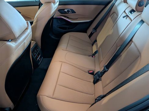 New 2026 BMW 330i Sedan image 10