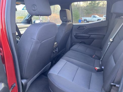 Used 2023 Chevrolet Colorado Trail Boss w/ Technology Package image 17