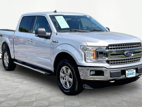 Used 2019 Ford F150 XLT w/ Equipment Group 302A Luxury AWD/4WD image 3