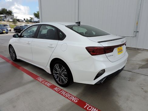 Used 2024 Kia Forte GT-Line FWD image 7