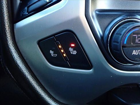 Used 2017 GMC Sierra 1500 SLE w/ SLE Value Package image 17