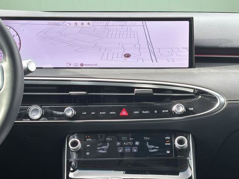 Certified 2026 Genesis GV70 2.5T image 21