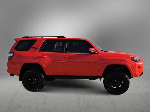 Certified 2024 Toyota 4Runner TRD Off-Road Premium w/ Off Road Premium Plus Package AWD/4WD image 9