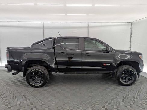 Used 2019 Chevrolet Colorado Z71 w/ Z71 Midnight Edition AWD/4WD image 7