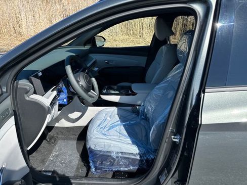 New 2026 Hyundai Tucson Limited AWD/4WD image 9