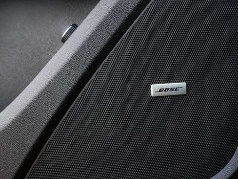 Used 2019 Chevrolet Traverse RS image 32