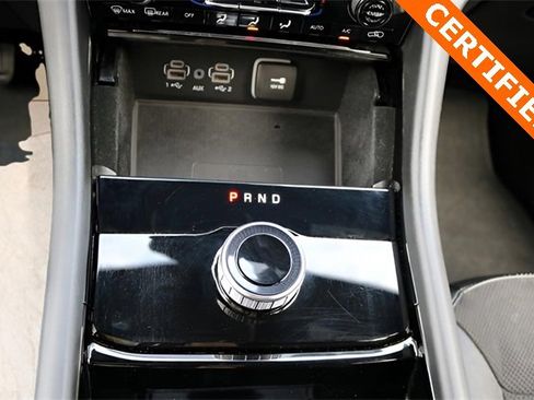 Used 2022 Jeep Grand Cherokee L Laredo image 26